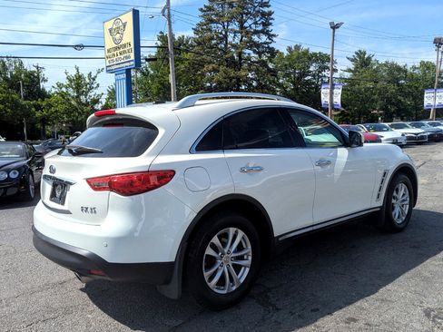 Used 2010 INFINITI FX35 AWD w/ Navigation Pkg image 7