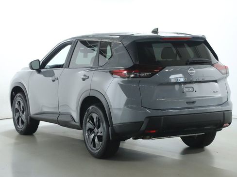 Certified 2026 Nissan Rogue SV w/ Cold Weather Package AWD/4WD image 39