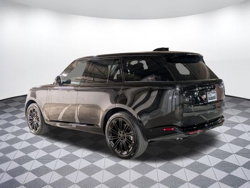 New 2026 Land Rover Range Rover SE AWD/4WD image 3