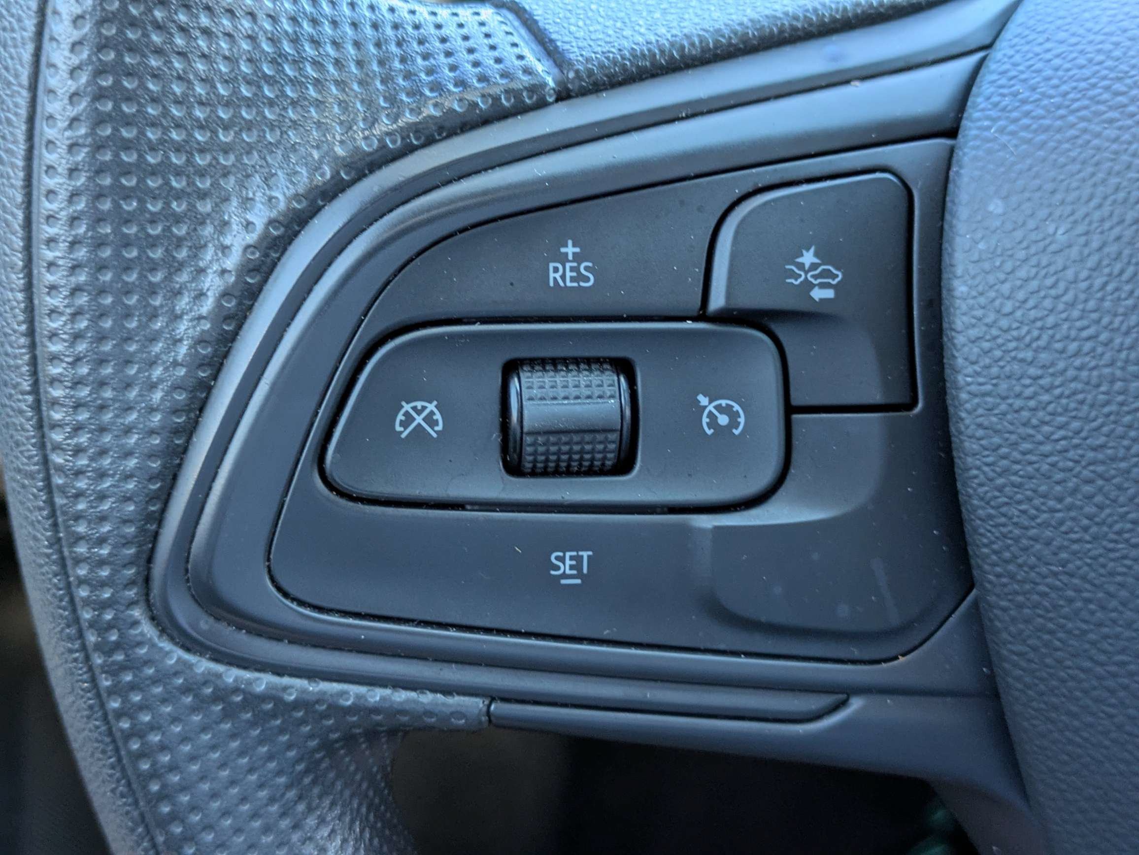 Used 2024 Buick Envista Preferred FWD image 22