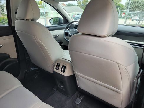 Used 2026 Hyundai Tucson SEL FWD image 12