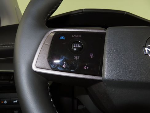 Used 2025 Nissan Murano SL image 54