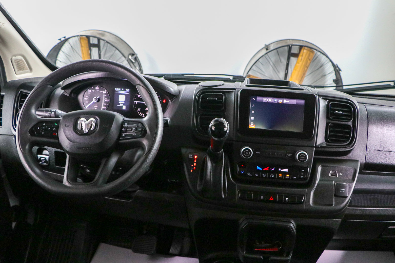 Used 2025 RAM ProMaster 2500 w/ Convenience Group FWD image 17