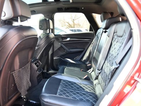Used 2019 Audi SQ5 Premium Plus w/ Premium Plus Package image 23
