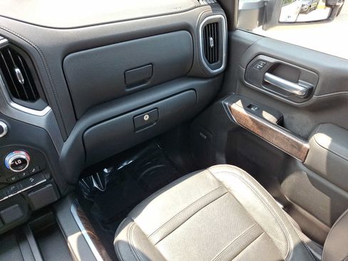 Used 2020 GMC Sierra 2500 Denali w/ Denali Ultimate Package AWD/4WD image 21