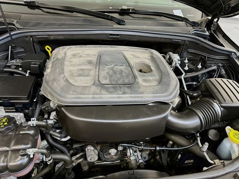 Used 2019 Jeep Grand Cherokee Limited image 36