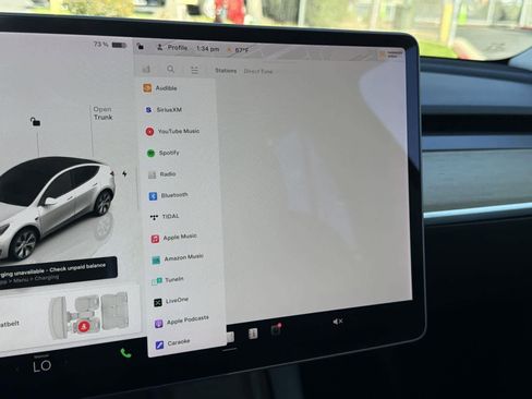 Used 2022 Tesla Model Y Long Range image 19
