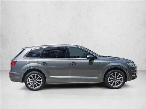 Used 2018 Audi Q7 3.0T Premium Plus w/ Premium Plus Package AWD/4WD image 4