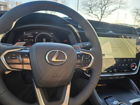 New 2026 Lexus RZ 450e AWD image 17