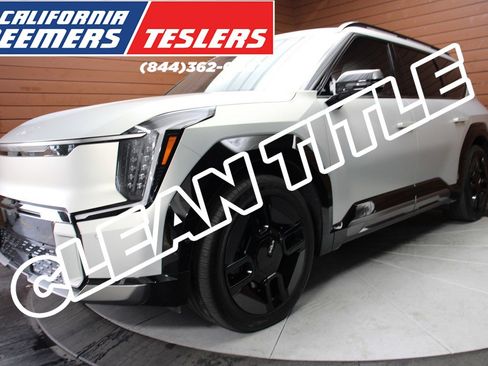 Used 2024 Kia EV9 GT-Line image 1