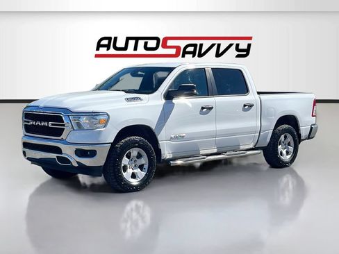 Used 2023 RAM 1500 Big Horn AWD/4WD image 3