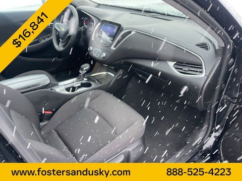 Used 2022 Chevrolet Malibu LT FWD image 21