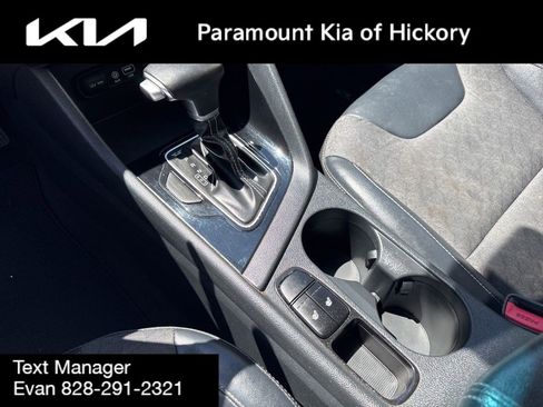 Used 2019 Kia Niro S Touring FWD image 23