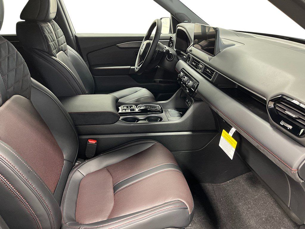 New 2026 Honda Pilot Black Edition image 24