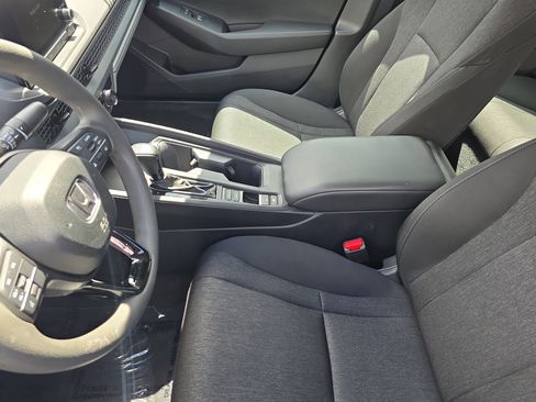 Certified 2023 Honda Accord LX image 16