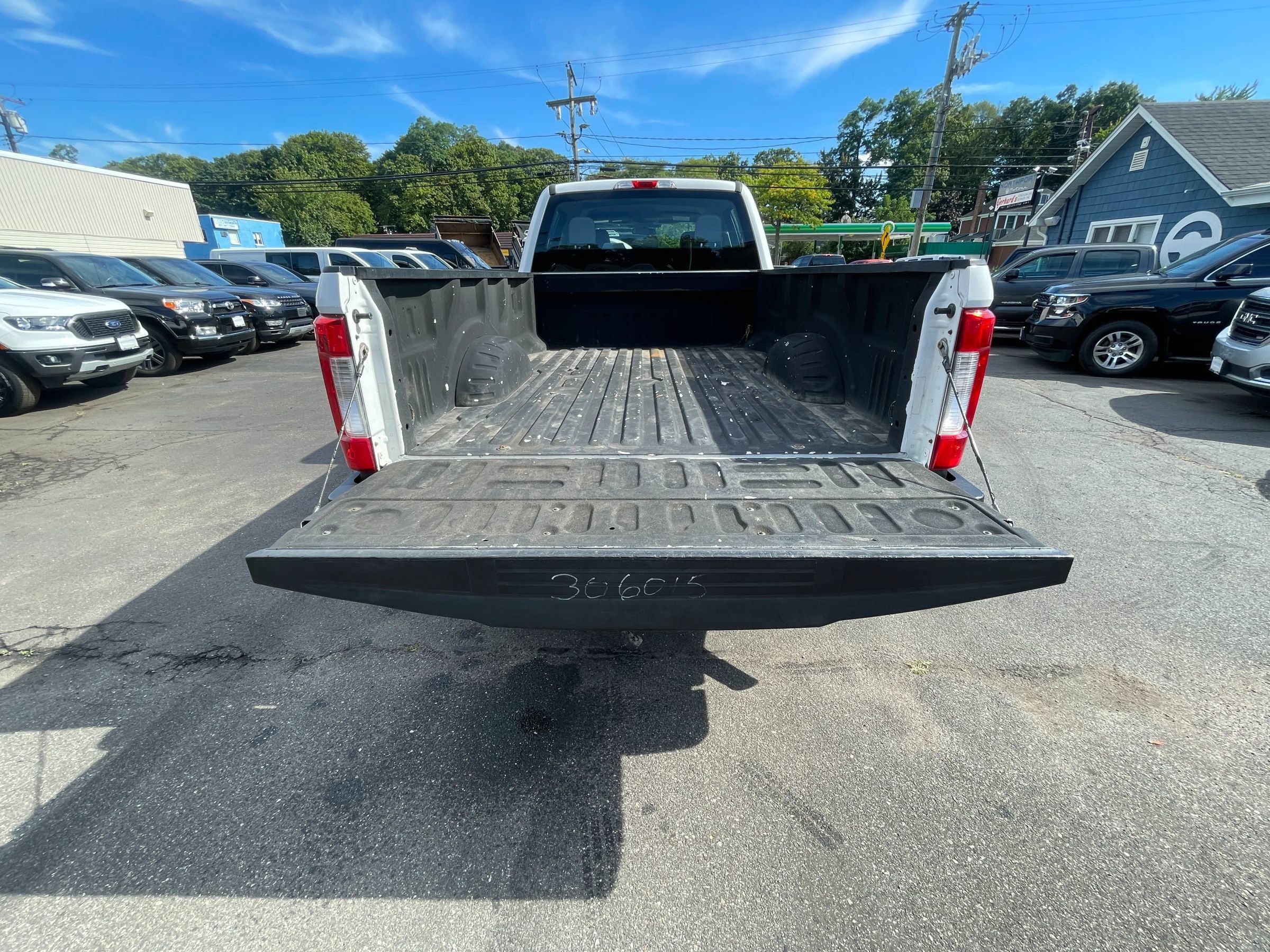 Used 2018 Ford F250 XL w/ Power Equipment Group AWD/4WD image 30