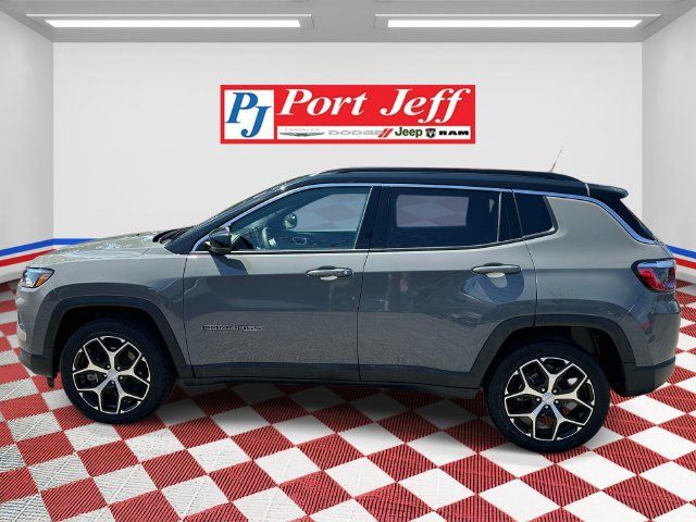 Certified 2024 Jeep Compass Limited AWD/4WD image 6