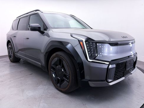 Used 2024 Kia EV9 GT-Line image 13