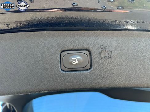 Used 2022 Ford Edge ST image 29