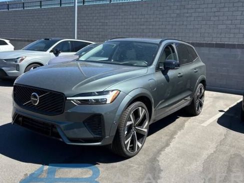 Used 2026 Volvo XC60 T8 Ultra AWD/4WD image 1