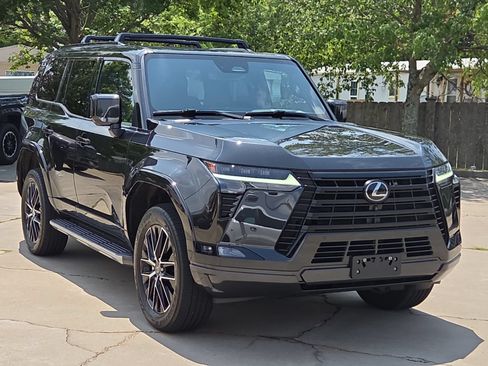 Used 2024 Lexus GX 550 w/ Accessory Package (Z1) AWD/4WD image 1