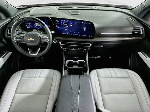 Used 2025 Chevrolet Traverse High Country w/ LPO, Floor Liner Package FWD image 14