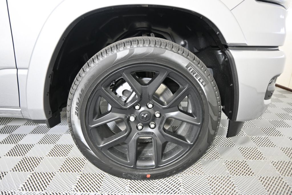 Used 2026 RAM 1500 Laramie w/ Night Edition AWD/4WD image 12