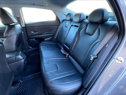 Used 2024 Hyundai Elantra Limited image 21