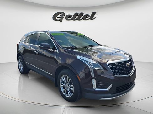 Used 2020 Cadillac XT5 Premium Luxury FWD image 3