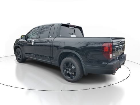 New 2026 Honda Ridgeline Black Edition image 4