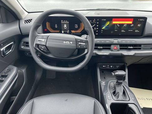 New 2026 Kia K4 EX image 2