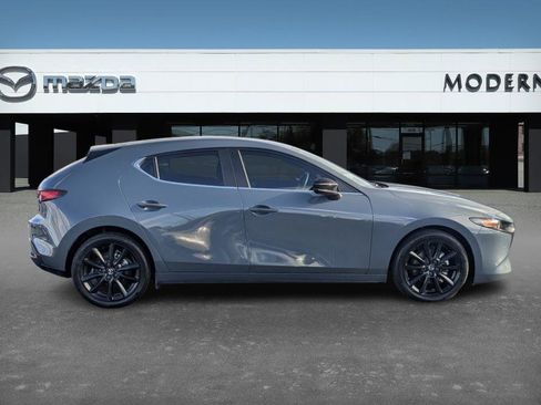 Certified 2025 MAZDA MAZDA3 Carbon image 4