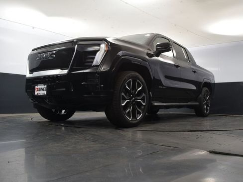New 2025 GMC Sierra EV Denali image 51