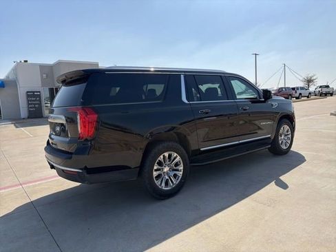 Used 2021 GMC Yukon XL Denali image 12