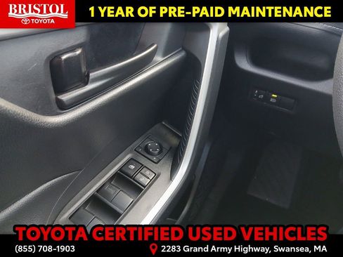 Certified 2025 Toyota RAV4 LE image 18