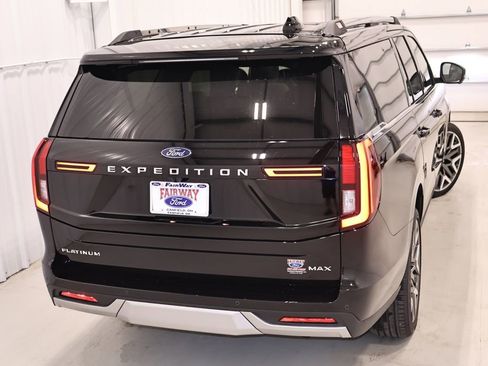 New 2026 Ford Expedition Max Platinum w/ Platinum Ultimate Package AWD/4WD image 52
