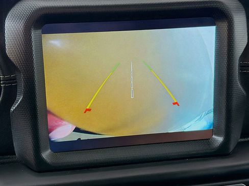 Used 2021 Jeep Wrangler Unlimited Sahara image 29