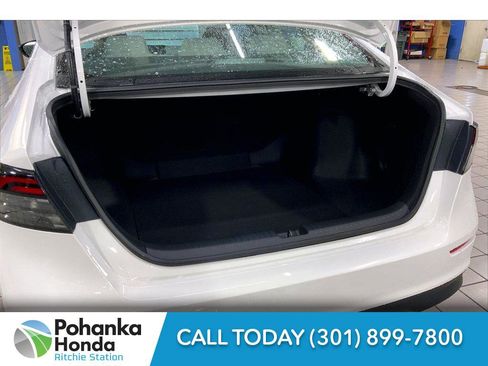 Used 2025 Honda Accord LX image 12