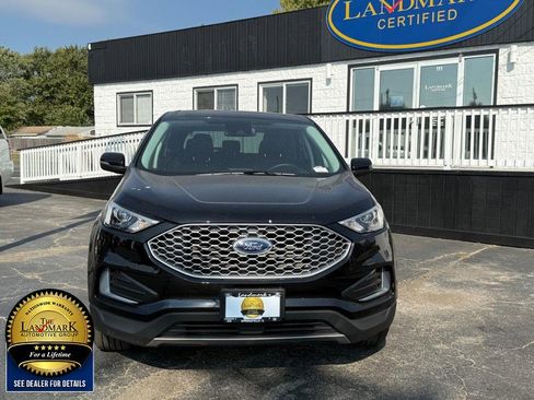 Used 2024 Ford Edge SEL image 2