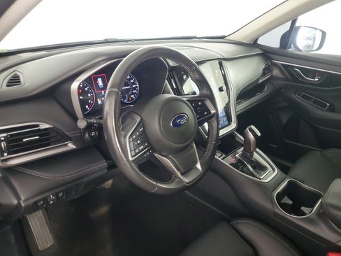 Used 2024 Subaru Outback Limited AWD/4WD image 11