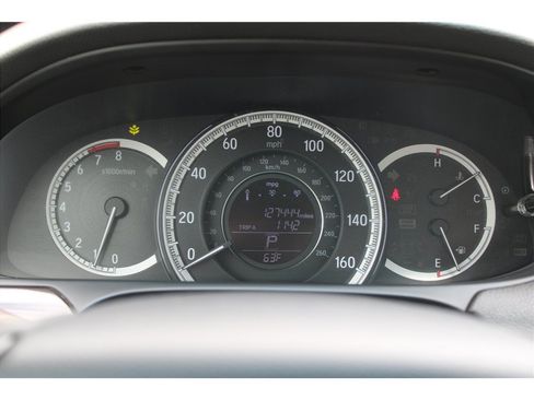 Used 2017 Honda Accord EX-L image 16