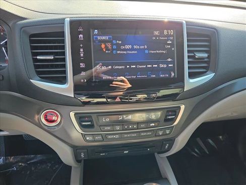 Used 2017 Honda Pilot EX-L image 14