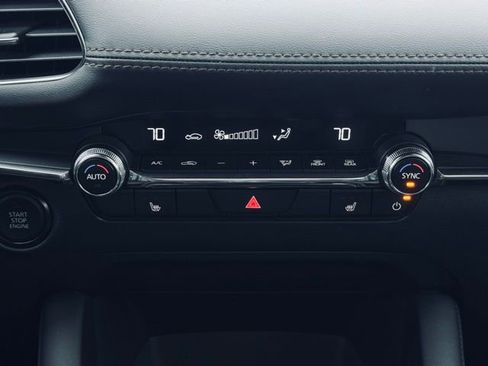 Used 2024 MAZDA MAZDA3 s image 32