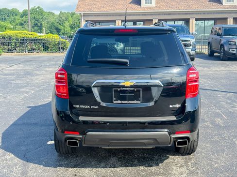 Used 2017 Chevrolet Equinox Premier w/ Enhanced Convenience Package AWD/4WD image 18