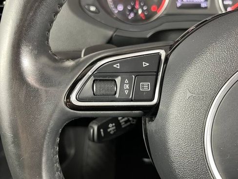 Used 2018 Audi Q3 2.0T Premium Plus w/ Premium Plus Package AWD/4WD image 16