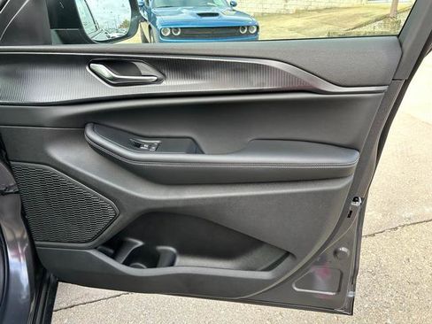 New 2025 Jeep Grand Cherokee 4WD image 22