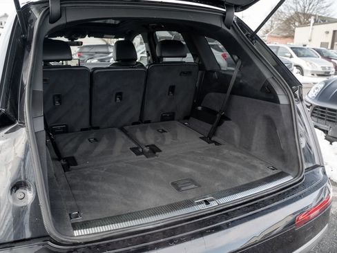 Used 2018 Audi Q7 3.0T Premium Plus w/ Premium Plus Package image 11