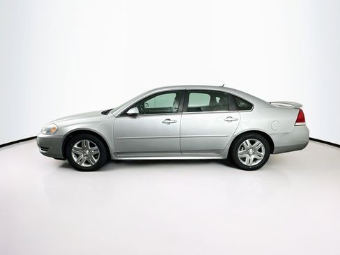 Used 2012 Chevrolet Impala LT w/ LT Sunroof Package FWD image 4