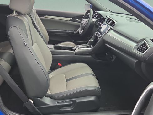 Used 2016 Honda Civic Touring image 14