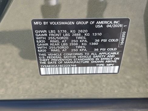 Used 2025 Volkswagen Atlas Cross Sport SEL R-Line AWD/4WD image 32